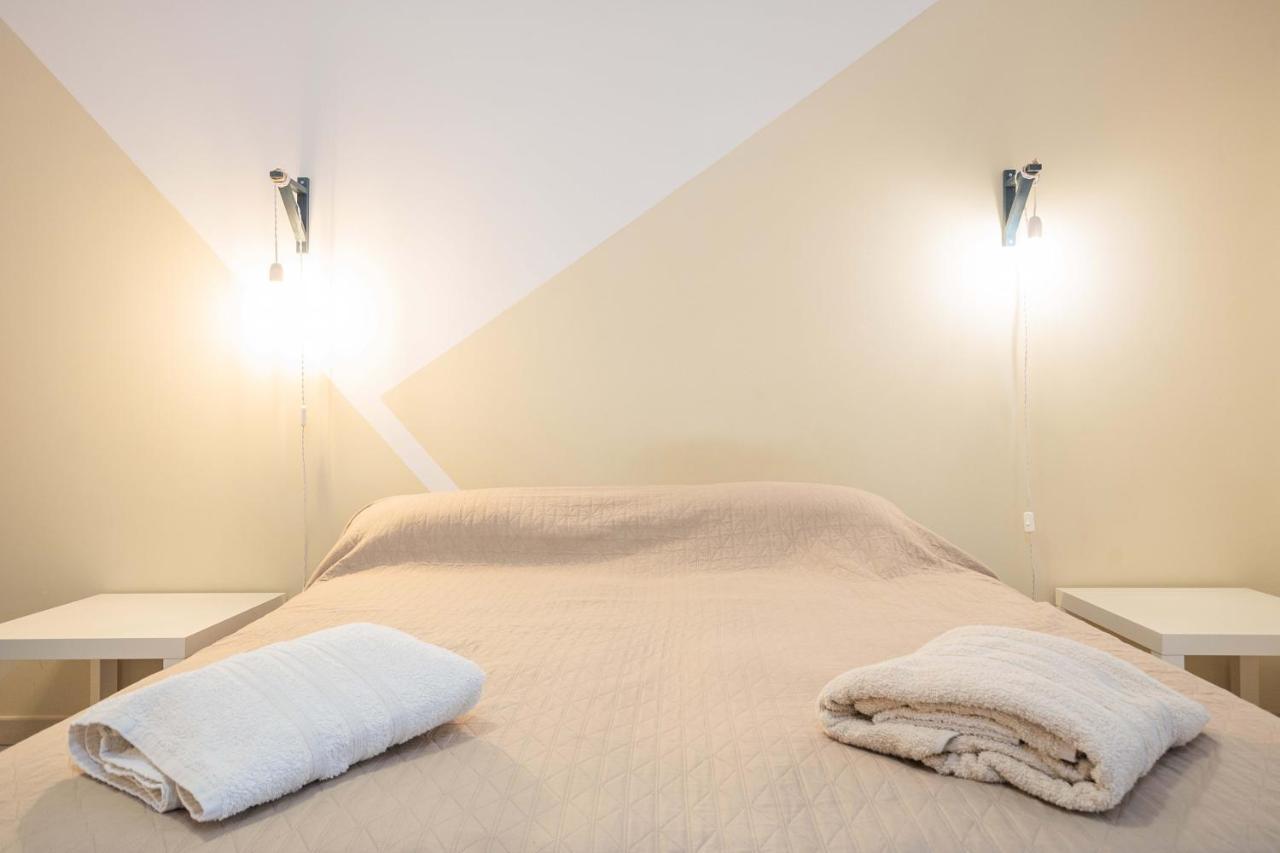 Nuovo Appartamento Beige Bari Exterior photo