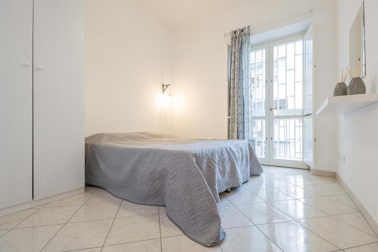 Nuovo Appartamento Beige Bari Exterior photo